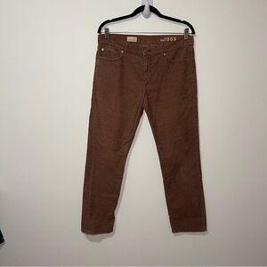 Gap Women’s Brown Sexy Boyfriend Corduroy straight mid rise leg in 27R